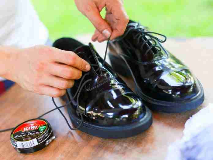 How To Polish Your Black Shoes