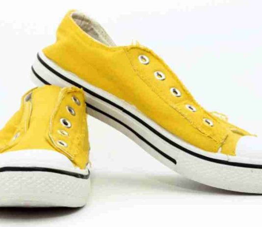 How do you get rid of smelly shoes fast