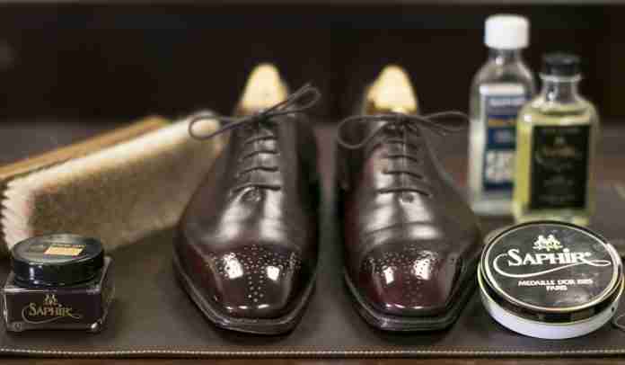 SAPHIR Shoe Polish – Best for Leather Shoes