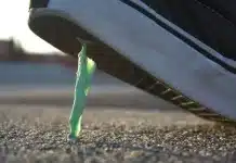 How to removing Chewing Gum From Shoes
