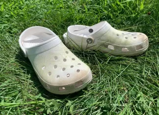 How to clean Crocs