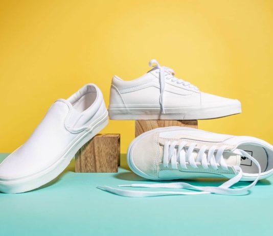 how do you clean white shoes in 5 minutes 5
