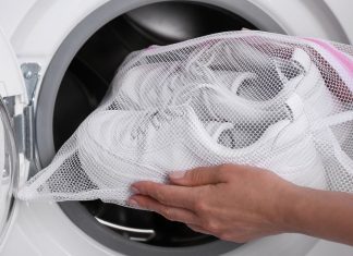 is it safe to clean shoes with a washing machine 3