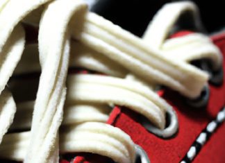 how long are vans shoe laces