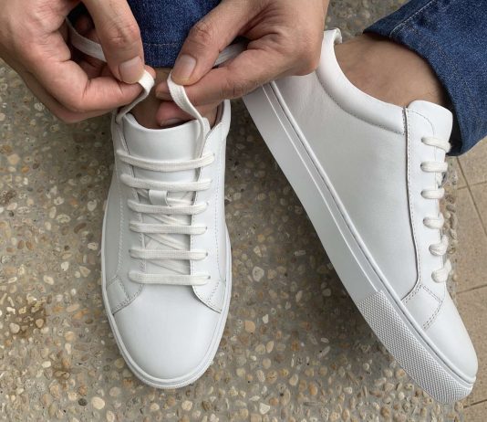 should laces be tied or tucked in 5