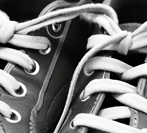 what is the proper shoelace pattern