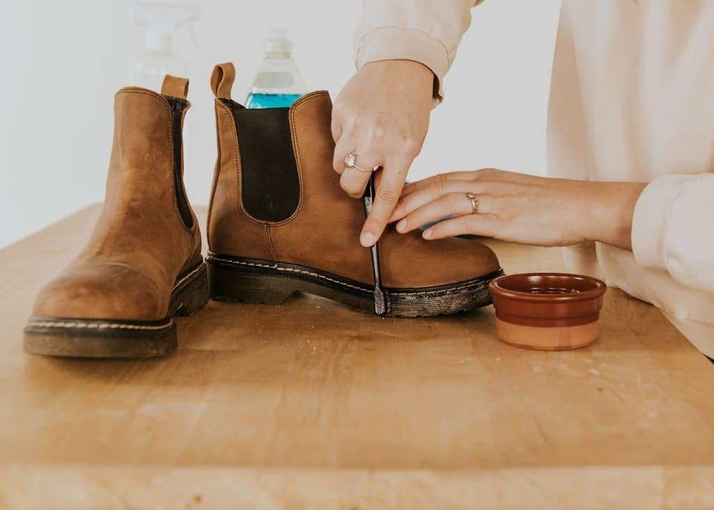 Whats An Effective Way To Deodorize Leather Shoes?