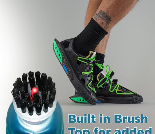 tight wipes built in brush top tight scrub sneaker cleaner for all shoes and sneakers removes dirt grass stains and mud 4