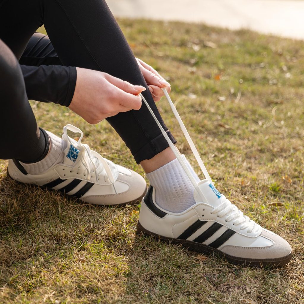 Shoelaces for Sneakers 1 Pair Athletic Shoelace Flat Shoe laces for Kids and Adults 27 Soild Colors in 24-79