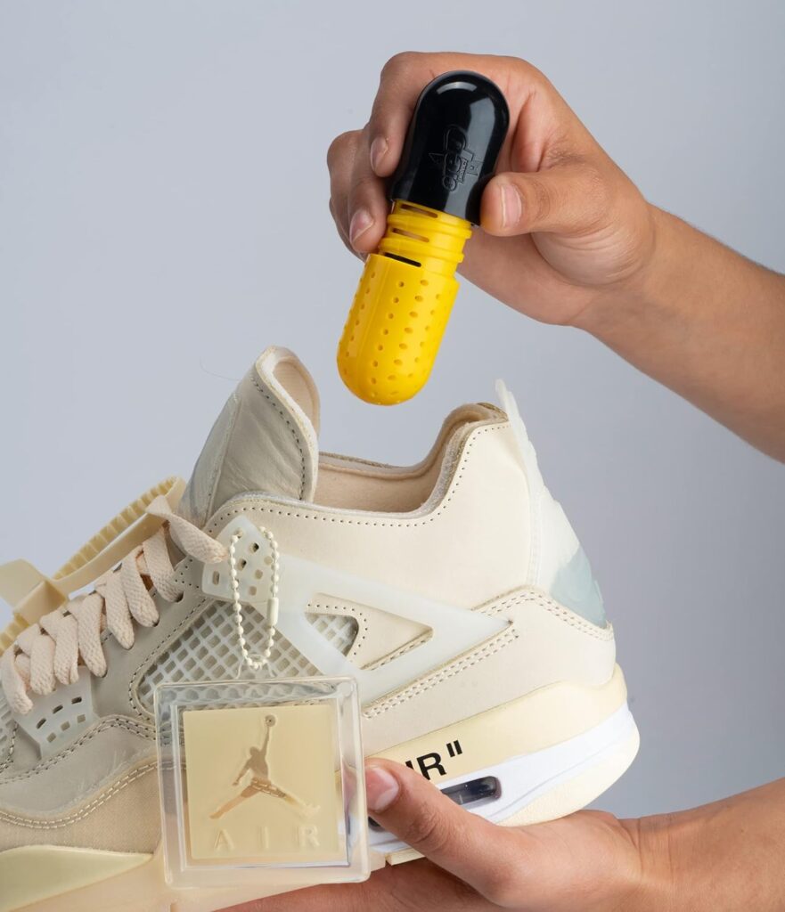 Crep Protect Shoe Refresher Pill - Ultimate Sneaker Deodorant, Odor Eliminator, Fresh Cotton Fragrance (Pack of 2) Crep Protect Shoe Refresher Pill - Ultimate Sneaker Deodorant, Odor Eliminator, Fresh Cotton Fragrance (Pack of 2)